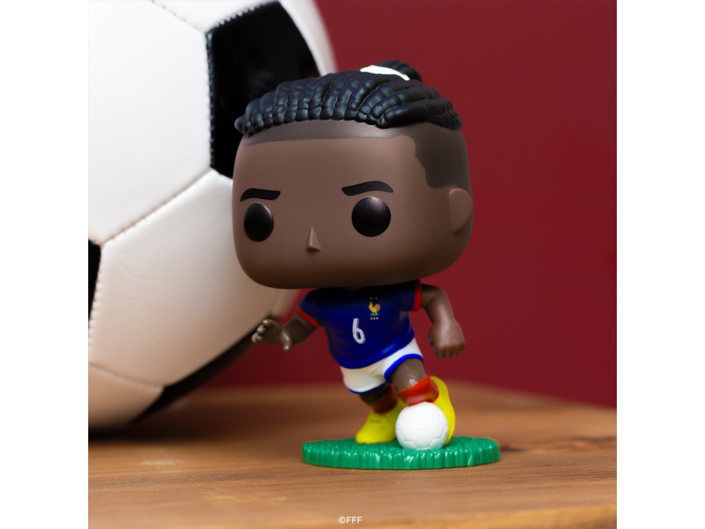 Колекційна фігурка FUNKO POP! серії Футбол: Франція - ЕДУАРДО КАМАВІНГА (92729) — фото 2